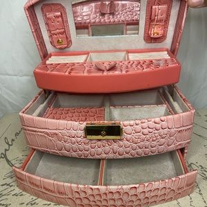 Pink Jewelry Organizer